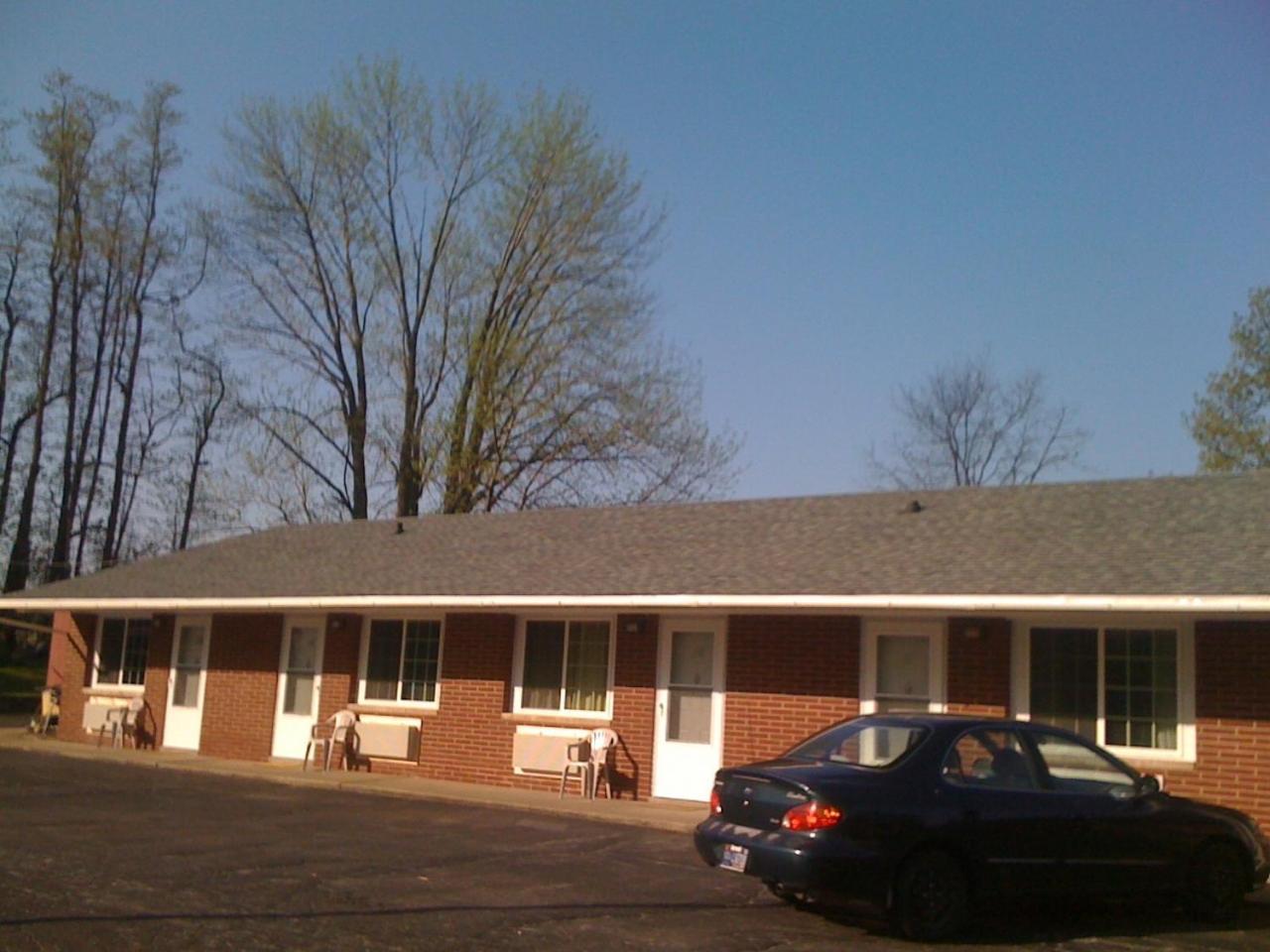 Cool Springs Inn Michigan City Exteriör bild