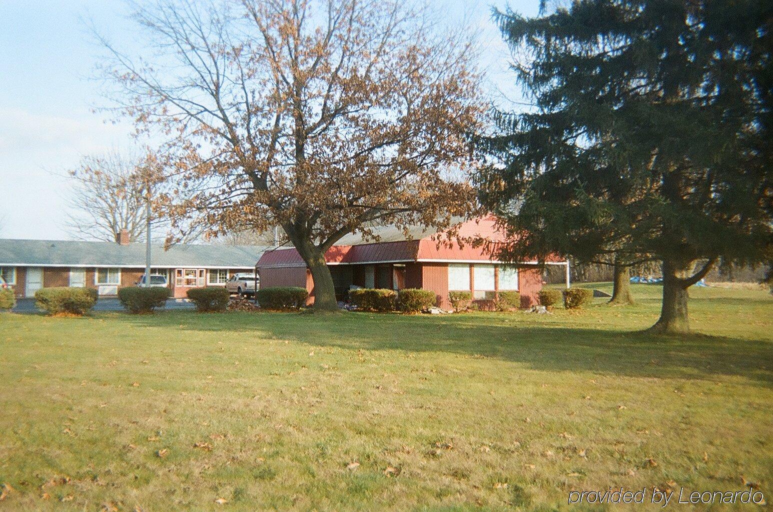 Cool Springs Inn Michigan City Exteriör bild