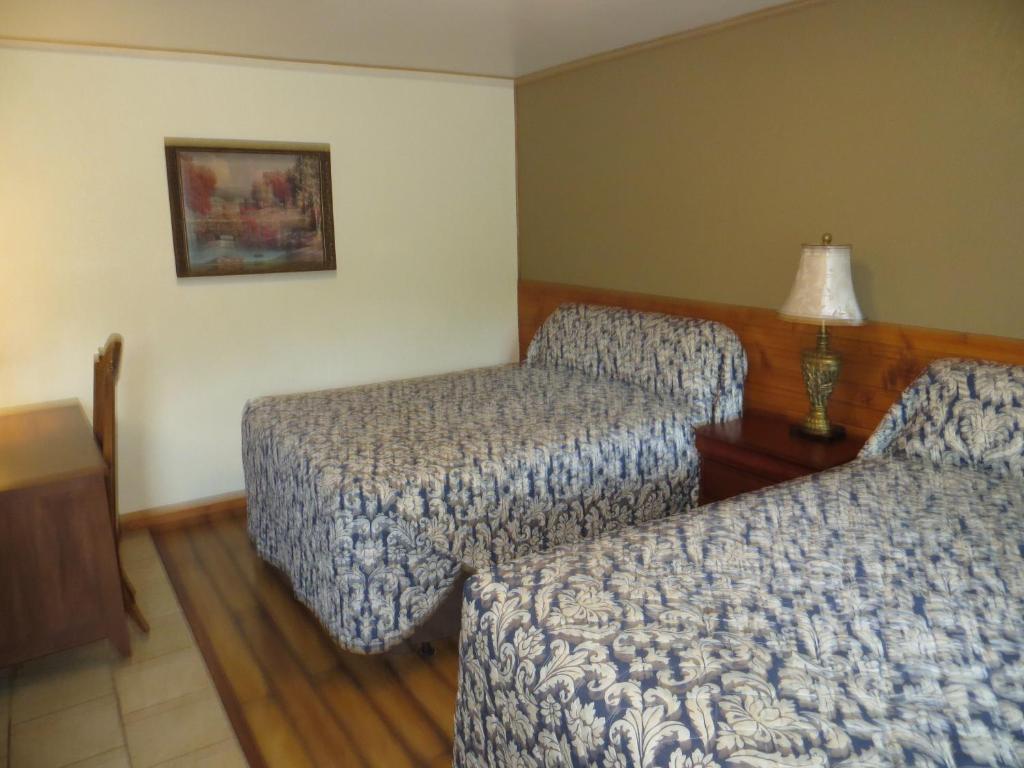 Cool Springs Inn Michigan City Rum bild